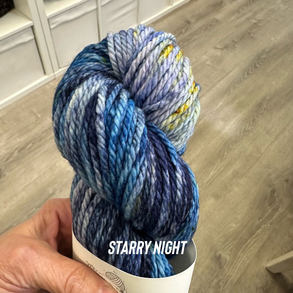 Fuzzy Fiberz - Bulky, Color: Bulky, Weight: Starry Night