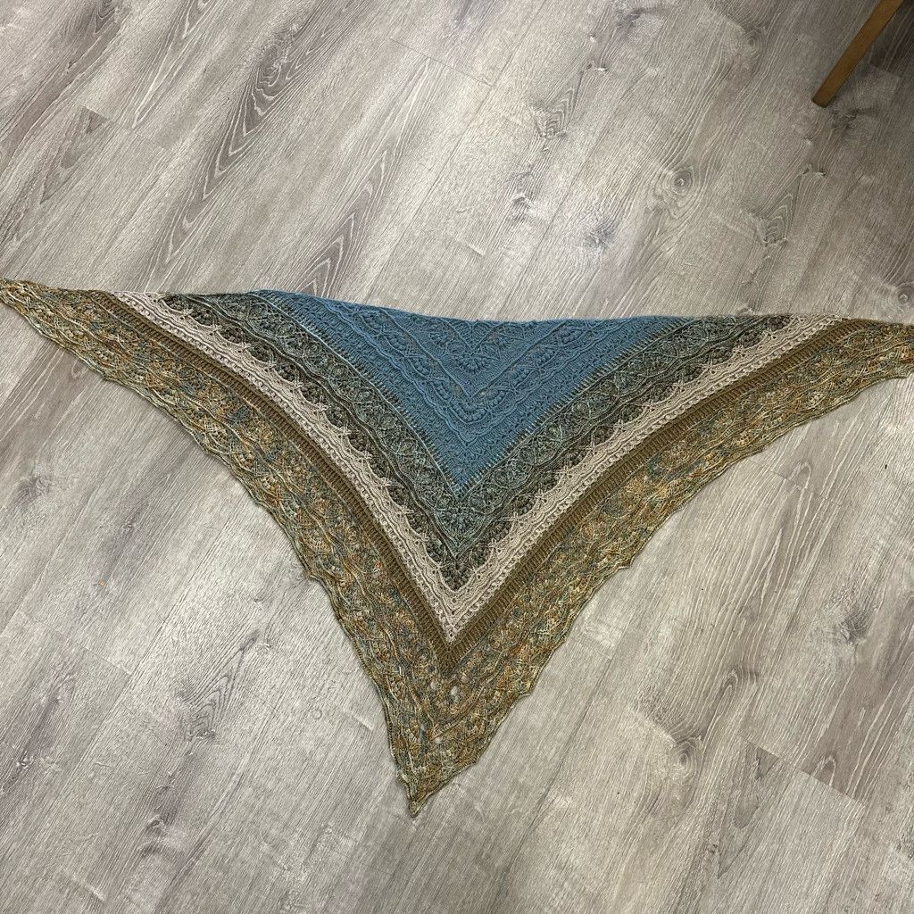 Alaska Shawl