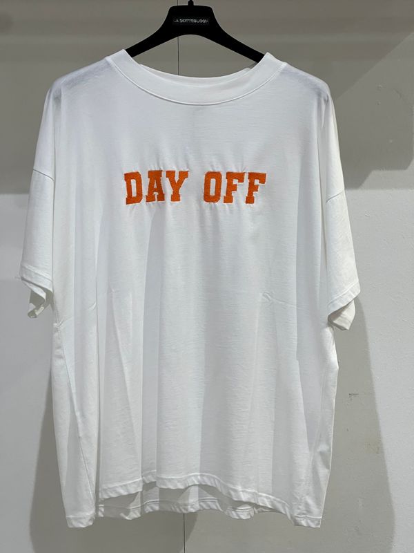 T-Shirt Vicolo "Day off" TAGLIA UNICA