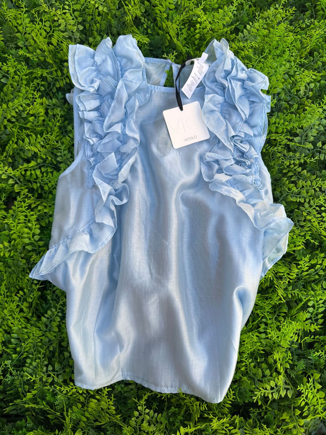Top Vicolo con rouge azzurro