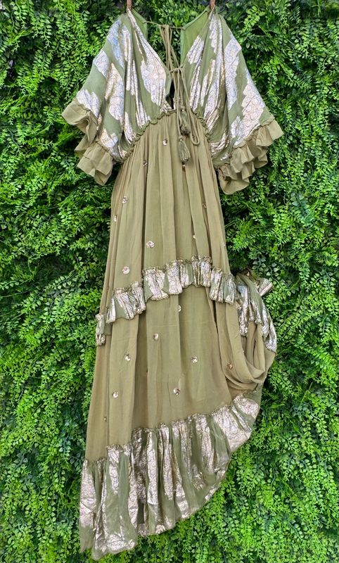 Abito Kontatto Kimono con ricami oro 100% viscosa TAGLIA UNICA Abito Kontatto Kimono con ricami oro 100% viscosa TAGLIA UNICA