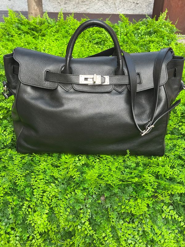 BORSONE da viaggio in Pelle NERO Dim. 50x32x25 BORSONE da viaggio in Pelle NERO Dim. 50x32x25