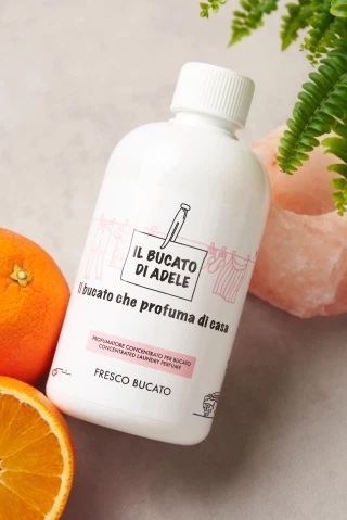 Il Bucato di Adele - Profumatore concentrato per bucato Il Bucato di Adele - Profumatore concentrato per bucato "fresco bucato" (500 ml)