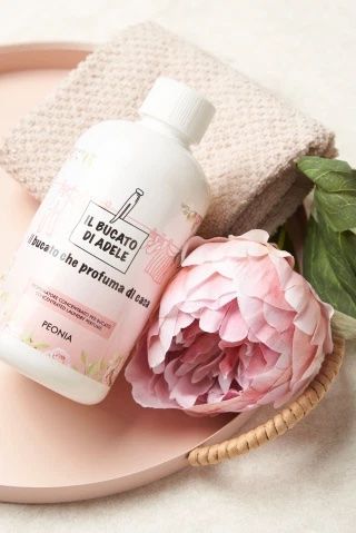 Il Bucato di Adele - Profumatore concentrato per bucato "peonia" (500ml)