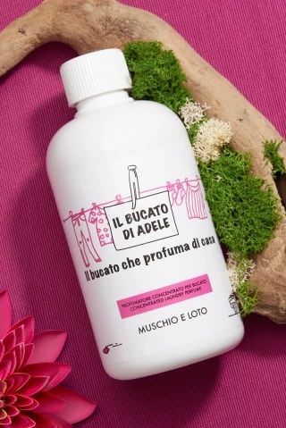 Il Bucato di Adele - Profumatore concentrato per bucato "muschio e loto" (500 ml)