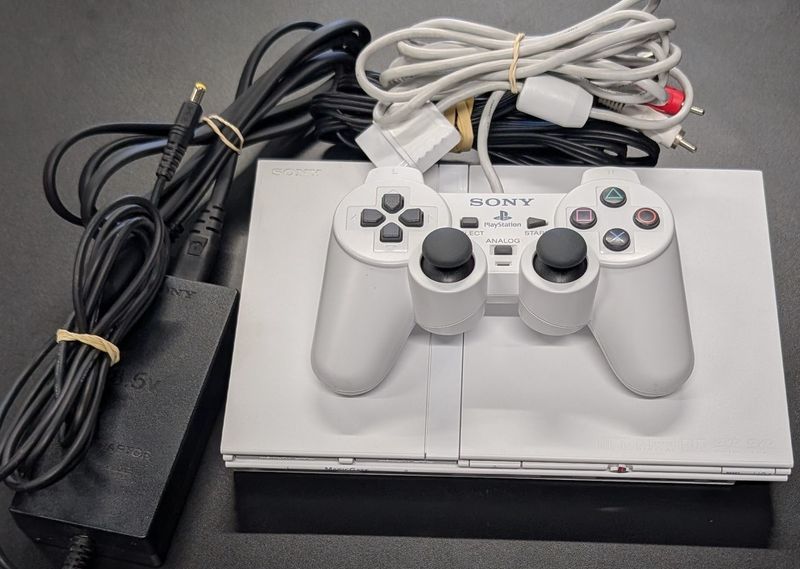 Playstation 2 Slim Console (White)