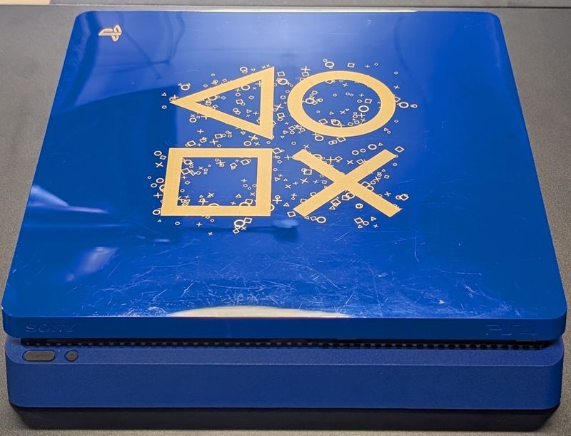 Playstation 4 1TB Slim Days of Play 2019 Console