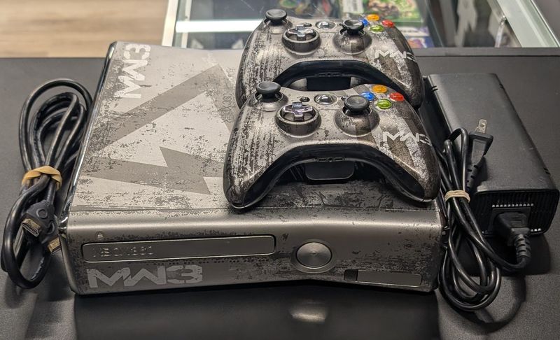 Xbox 360 Console Call Of Duty Modern Warfare 3 Limited Edition