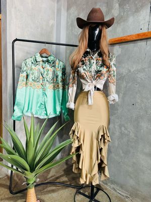 FALDA PICOS/LICRA SATIN