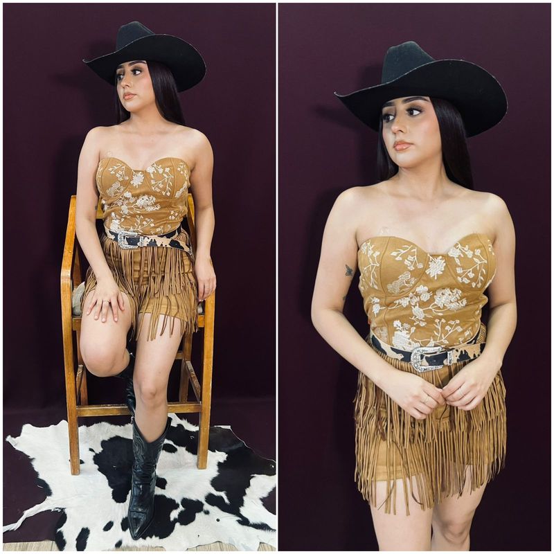 ENTERIZO BORDADO STRAPLESS