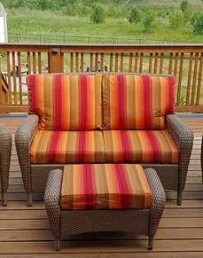 Charlottetown Love Seat