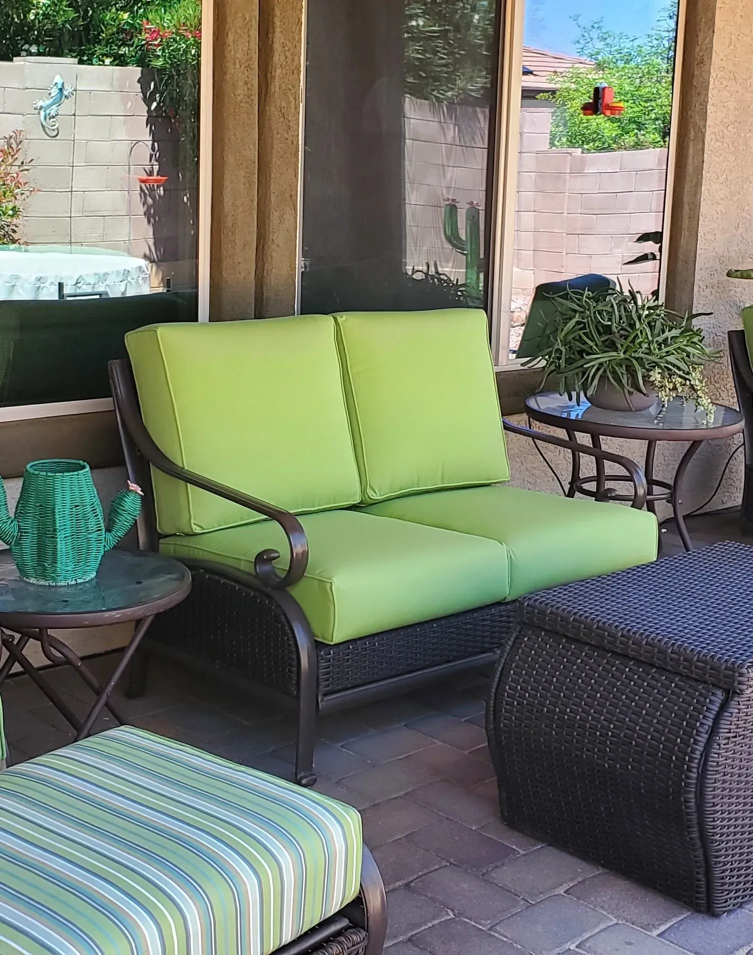 Cedar Island Love Seat