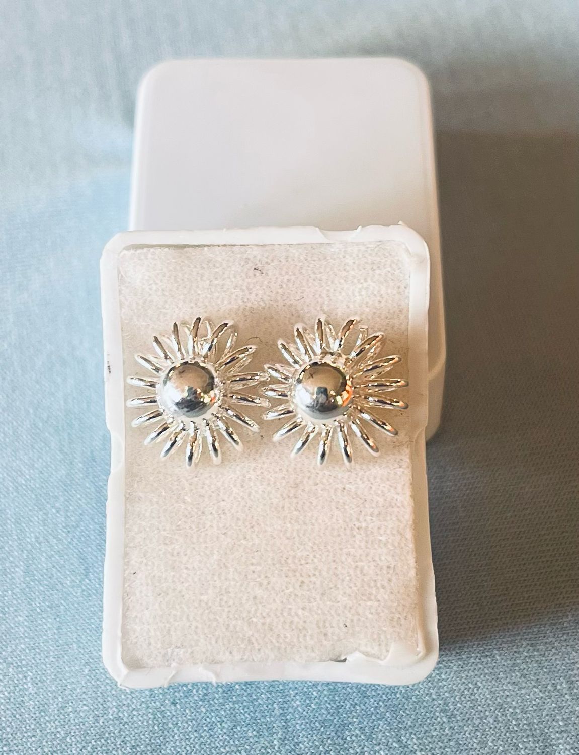 Little Sunny Post Earrings