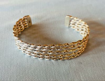 Twisty Cuff