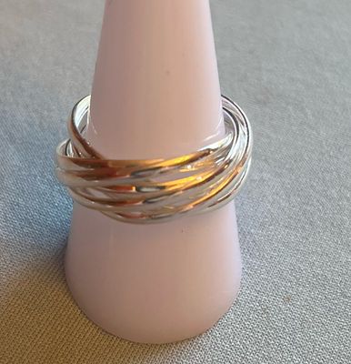 7 Connected Rings Ring