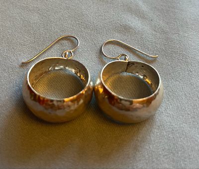 Hammered Chunky 3/4” Hoops