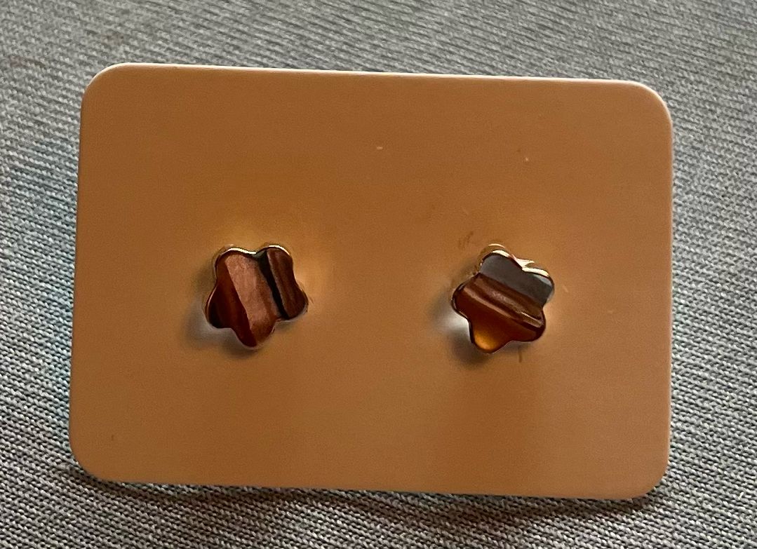 Tiny Flowers Post Earrings