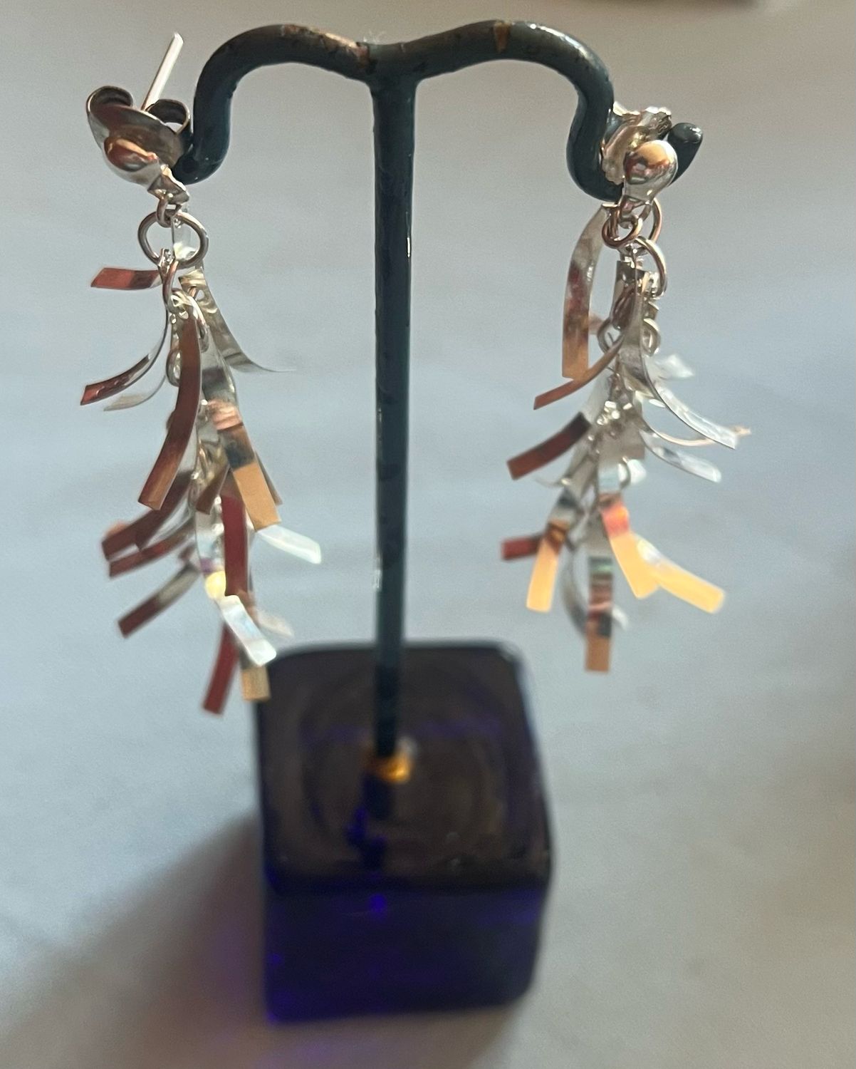 Curved Up Dangles