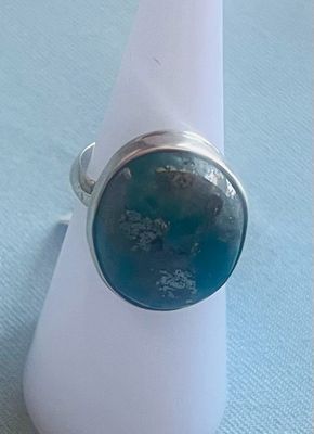 Turquoise With Silver Bits Size 6