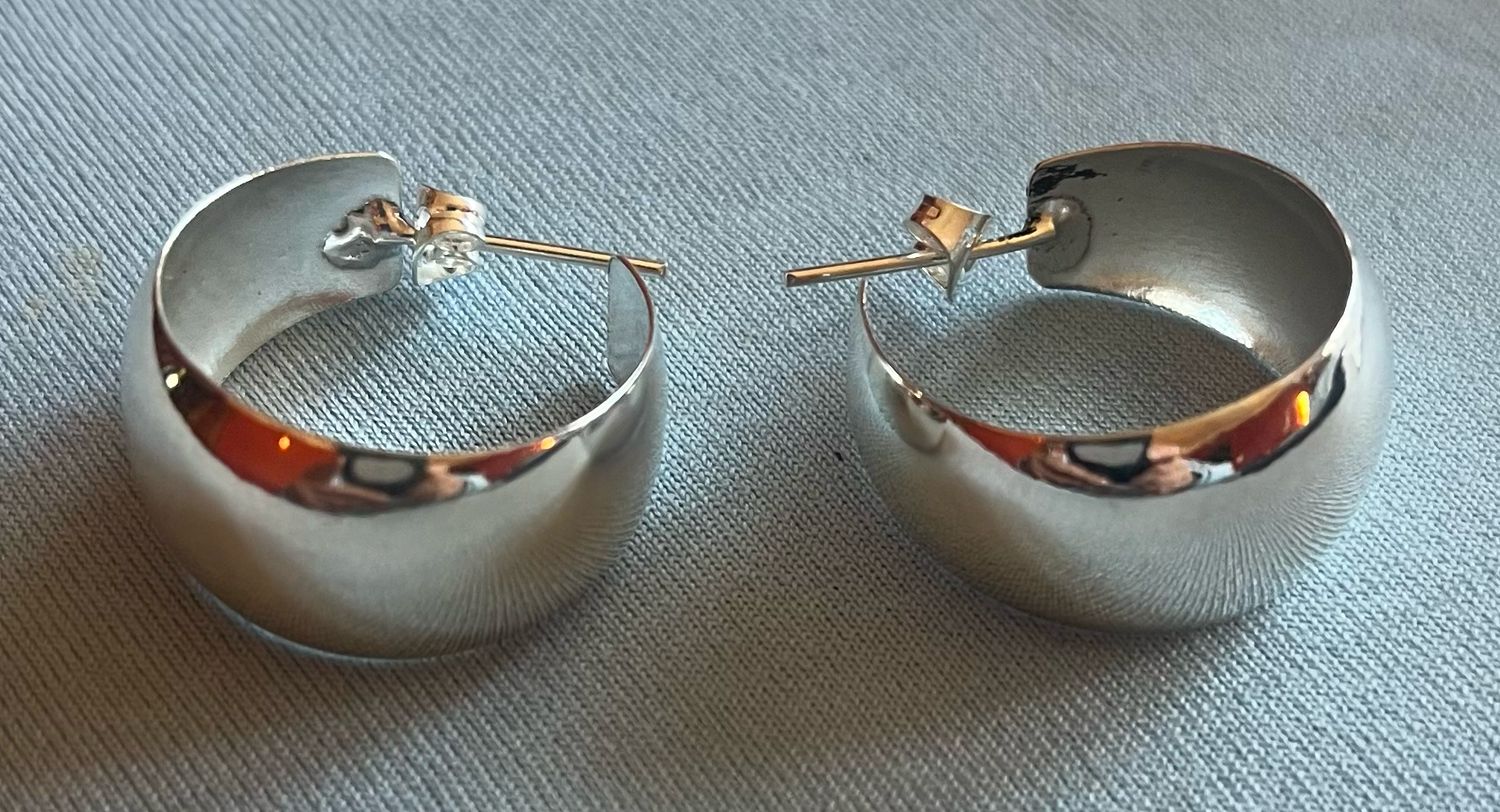 Plain Shiny Chunky 7/8” Hoops