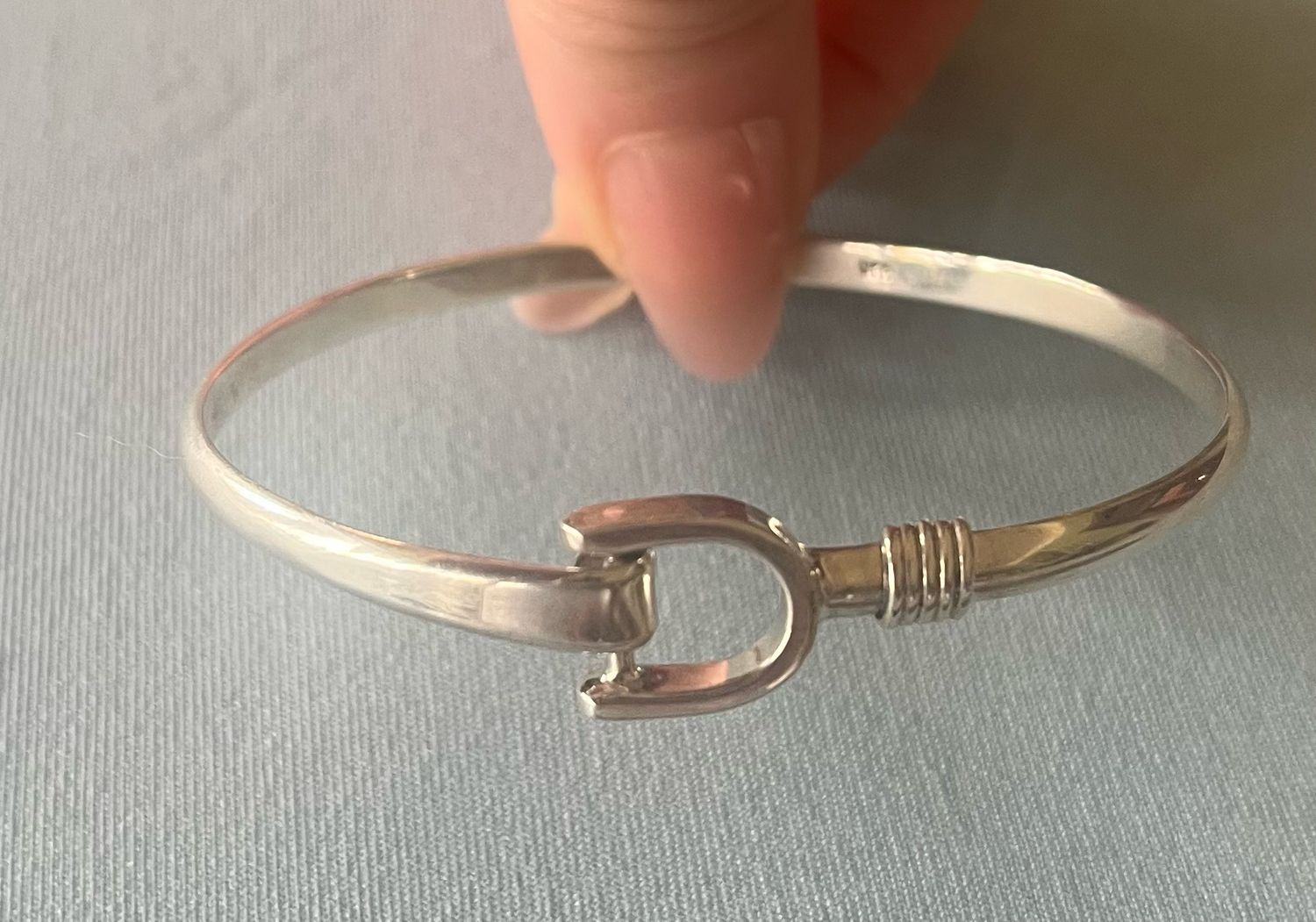Horsebit Bangle
