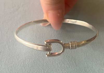 Horsebit Bangle