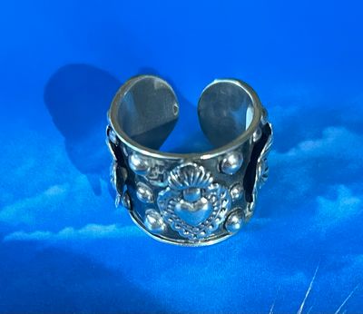 Medium Milagro Oxidized Ring- Size 8 to 9