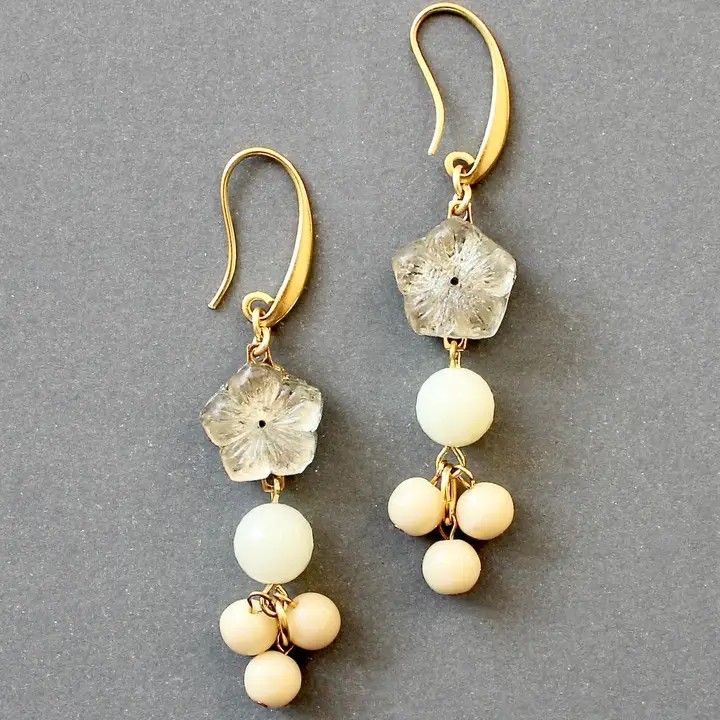 DA-Flower Glass Cluster Earrings