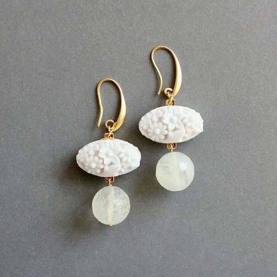 DA-Vintage Milk Glass &amp; Quartz Earrings