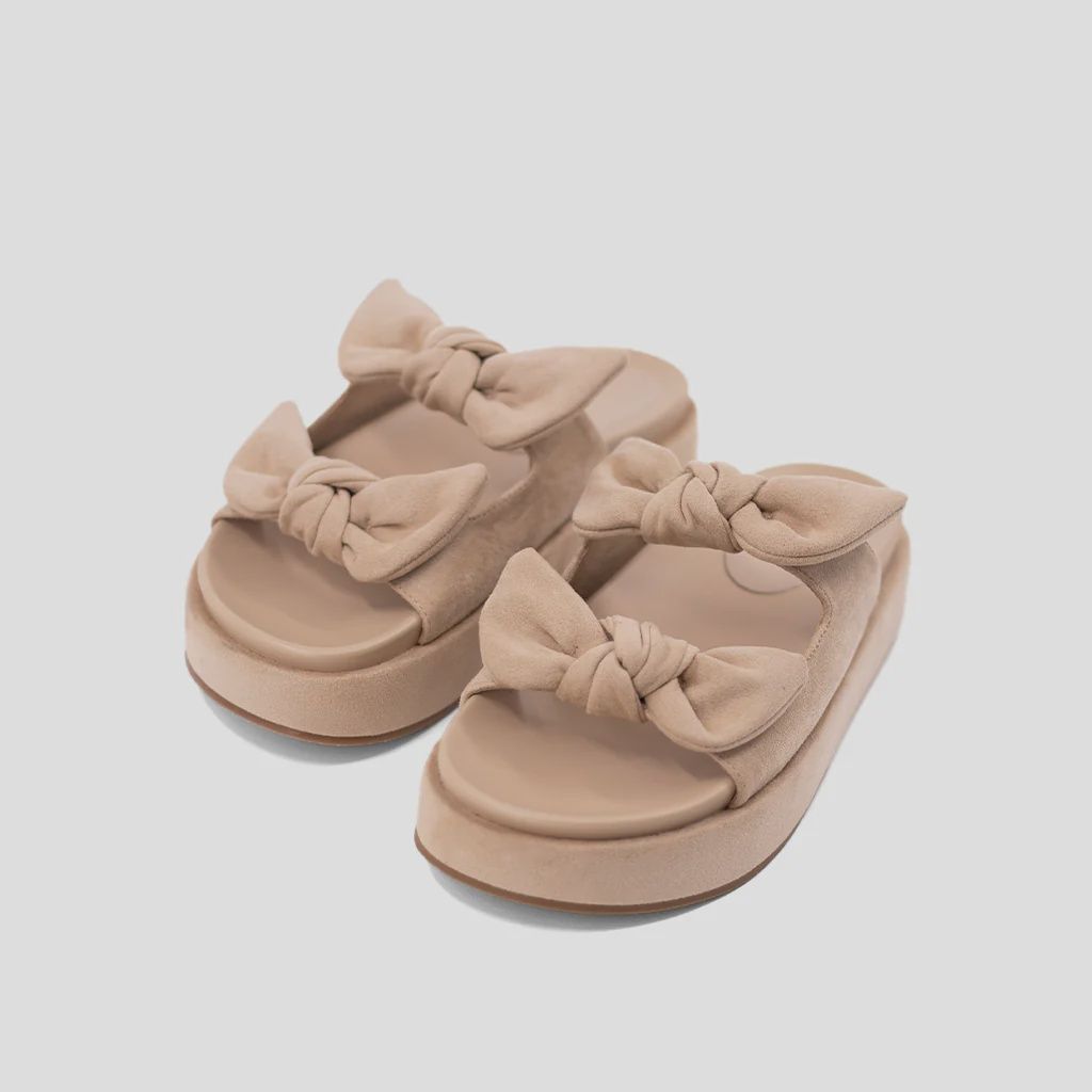 Kiki Sandal, Size: 6