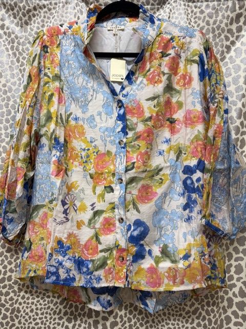 Ruffle Collar Floral Top