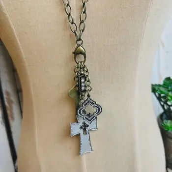 Majestic Cross