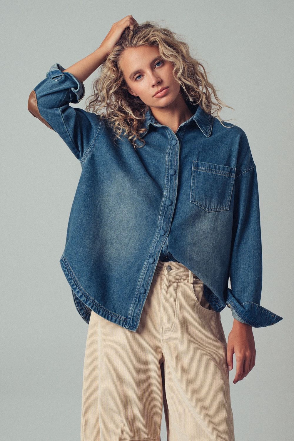 Trend-Denim Top w/Patch