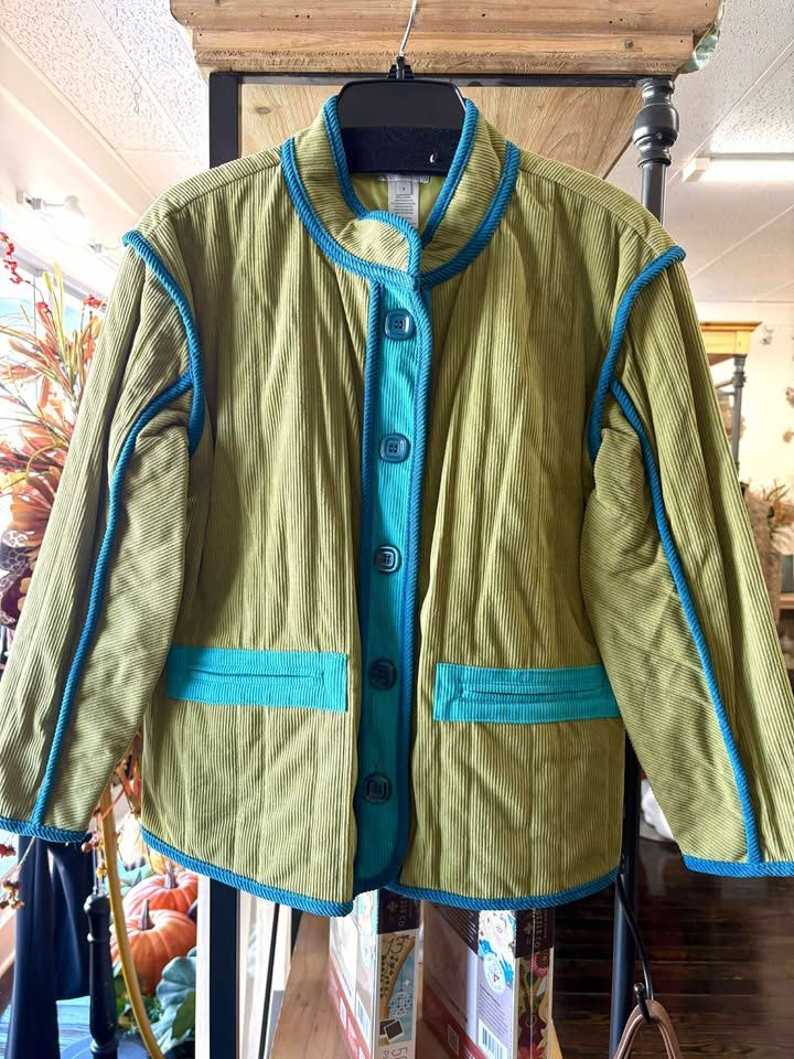 Missy- L/S 2-Pkt Stand Collar Bttn Front Quilted Lined Jacket