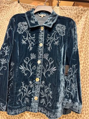 JM-Embroidered Velvet Top