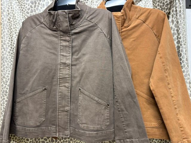 Tru Luxe-Zip-Front Jacket