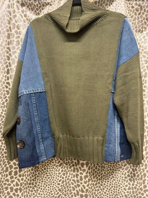 ShannonPassero-Charlie Pullover