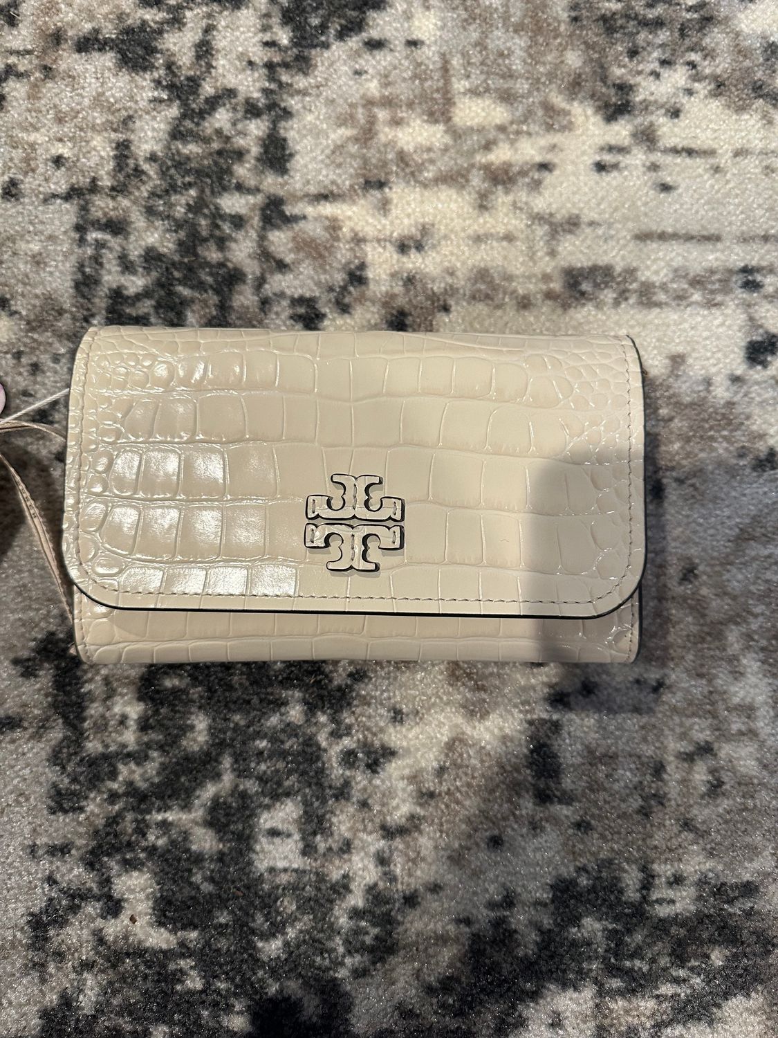 Small White Leather Wallet Crossbody