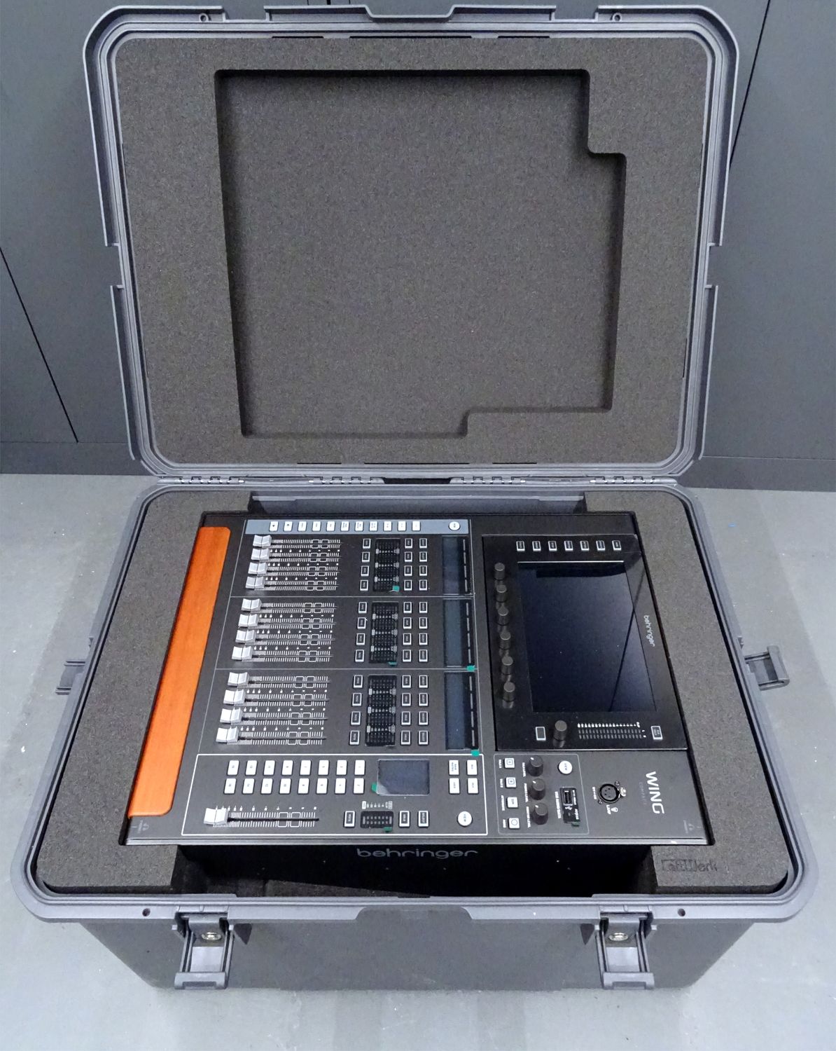 Transportcase für Behringer Wing Compact