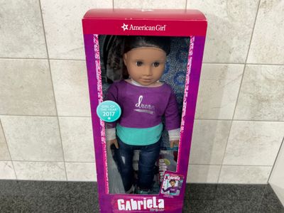 American girl dolls GOTY/TM