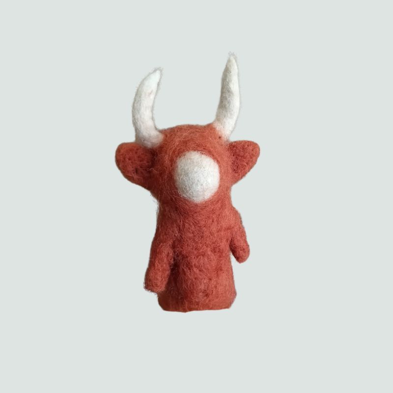 Highland cow Finger Puppet