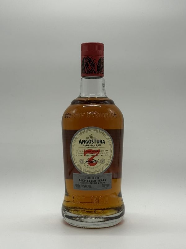 ANGOSTURA BUTTERFLY 7YO RUM 700B