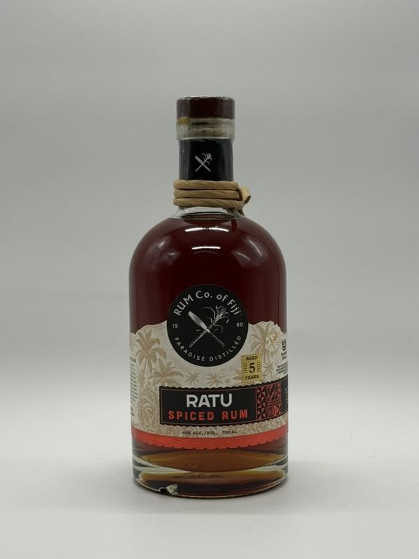 RATU DARK SPICED RUM 5YO 700B