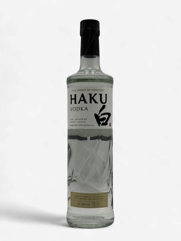 SUNTORY HAKU VODKA 700B