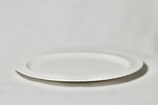Whiteware Oval Platter 16" fluted Whiteware Oval Platter 16" fluted