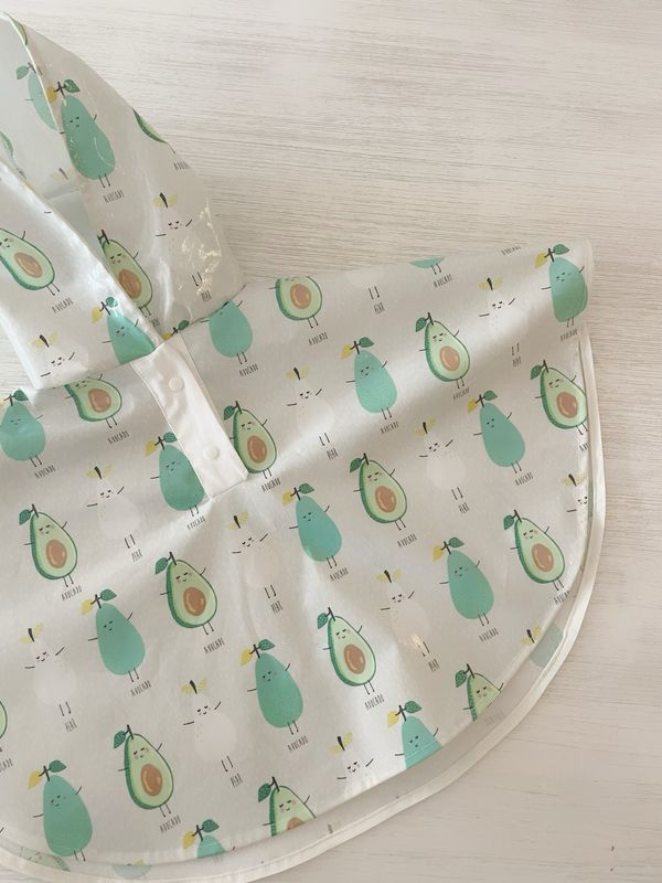 Rain Poncho for Children - Protection and Freedom of Movement 🌧️