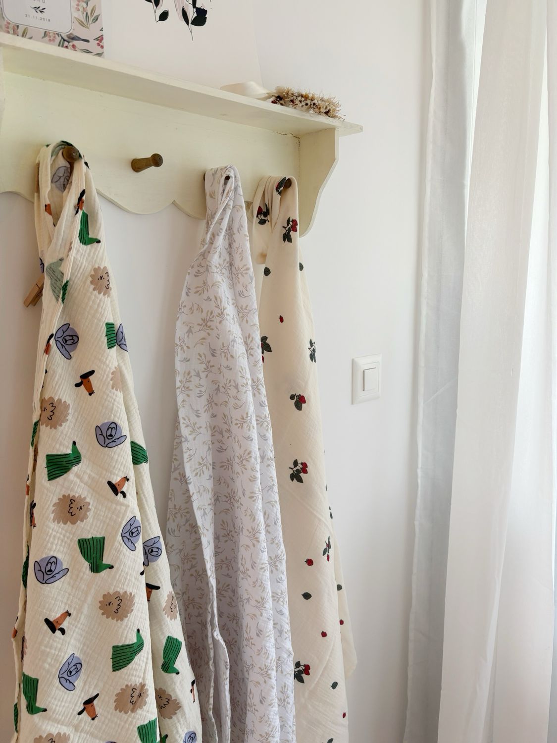 large-lange-cotton-emaillotage-covering-baby-dog-flowers-joli-samedi