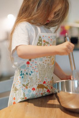 Waterproof Kids Kitchen Apron Jungle – Perfect for Cooking, Crafting and Playing