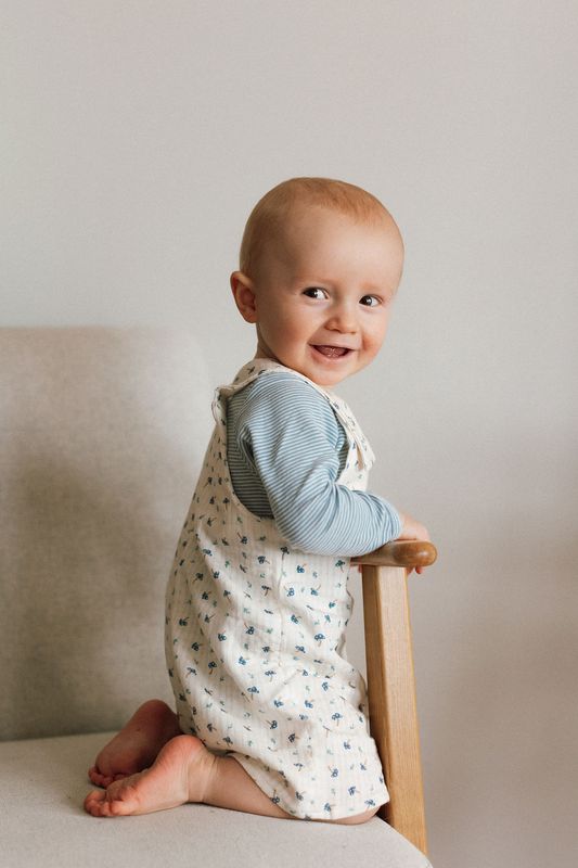 Baby short overalls in organic cotton — Made in Switzerland