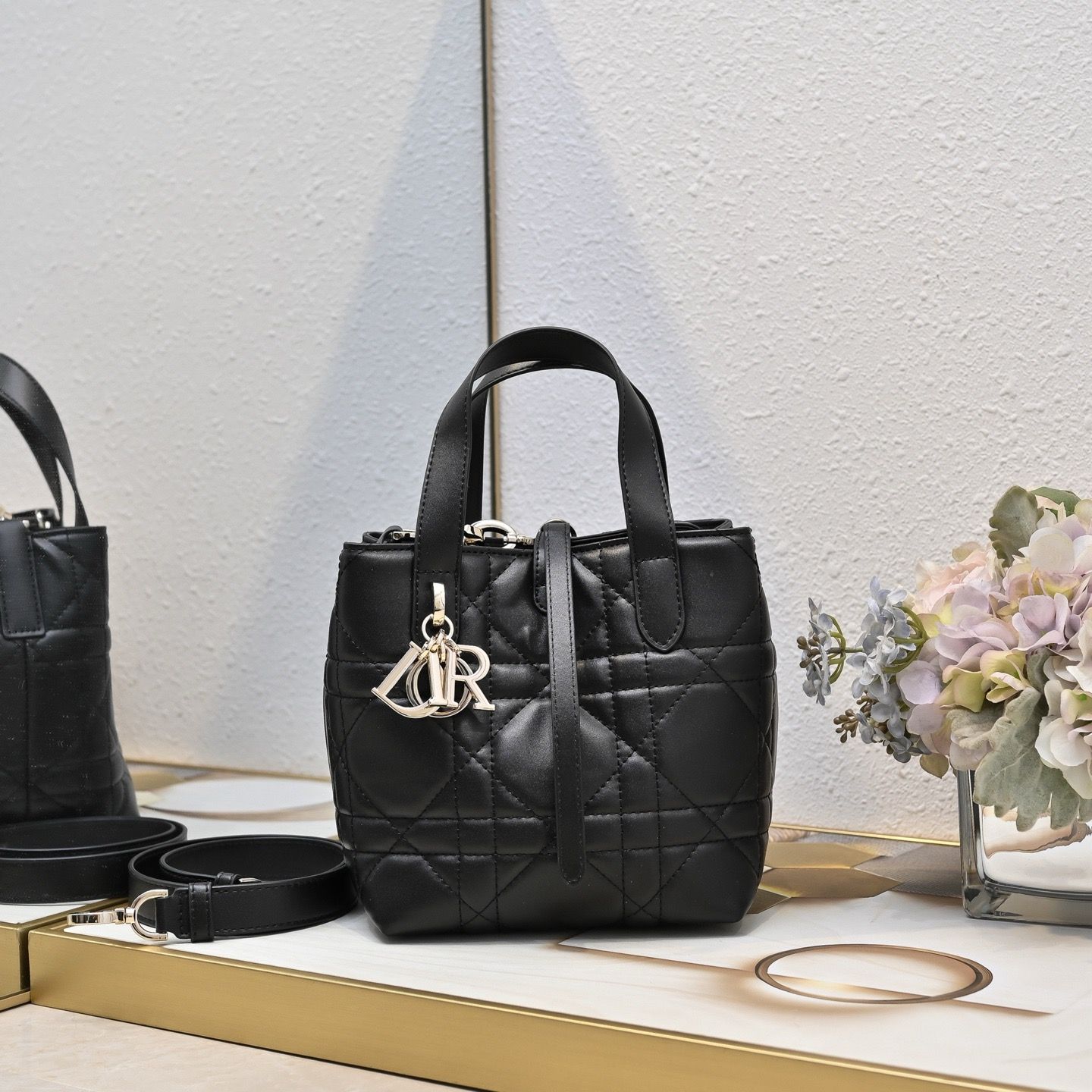 Dior women bag DOA02